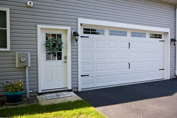 24/7 Emergency Garage Door Roller Replacement experts in Lake Holm, WA